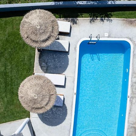 Gramvella Resort Adelianos Kampos Luaran gambar