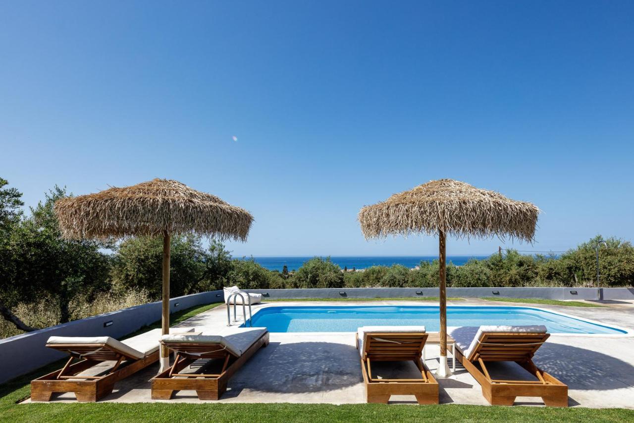 Gramvella Resort Adelianos Kampos Luaran gambar